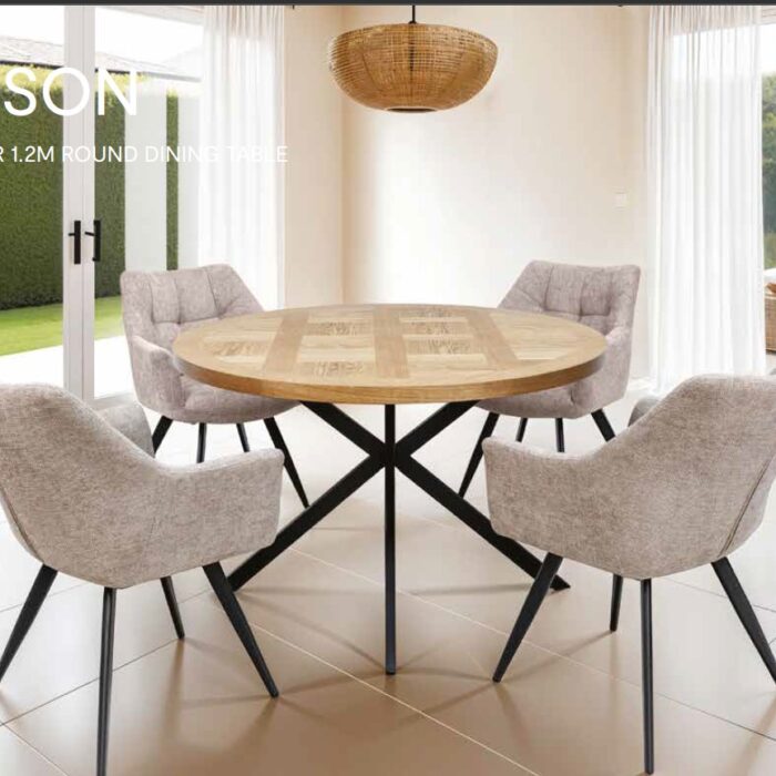 Carson Oak Veneer 1.2m Round Dining Table